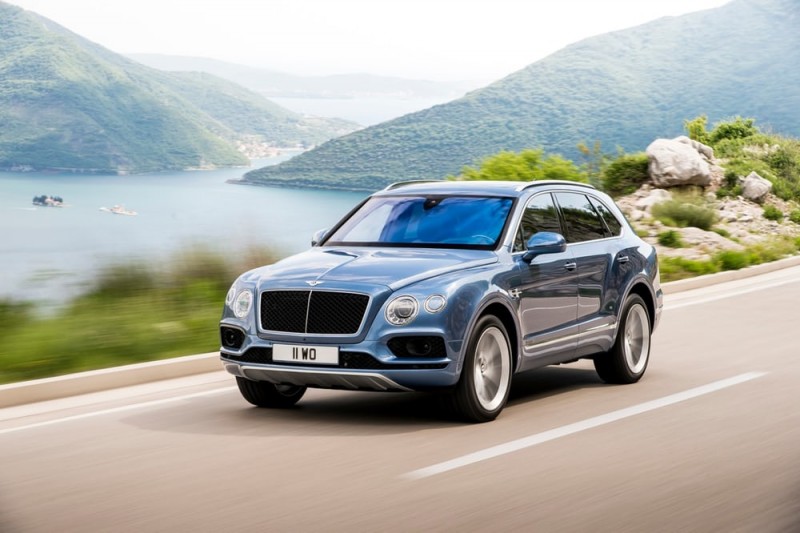 bentley-introduces-the-fastest-diesel-suv-ever11