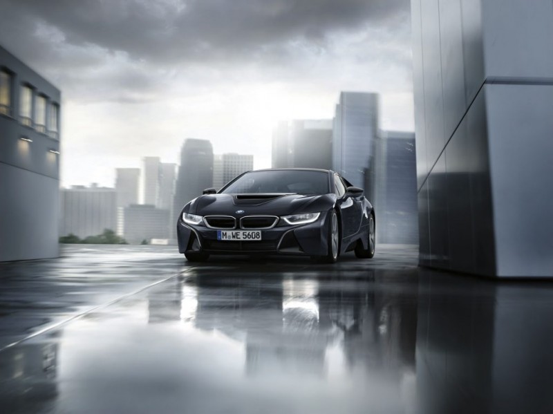 bmw-shows-off-protonic-silver-edition-i8-ahead-of-paris-motor-show-debut4