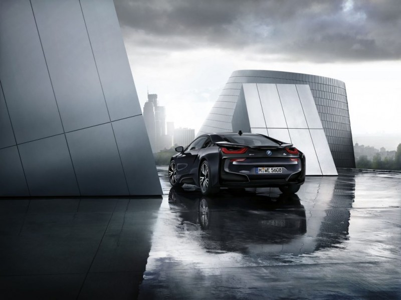 bmw-shows-off-protonic-silver-edition-i8-ahead-of-paris-motor-show-debut8