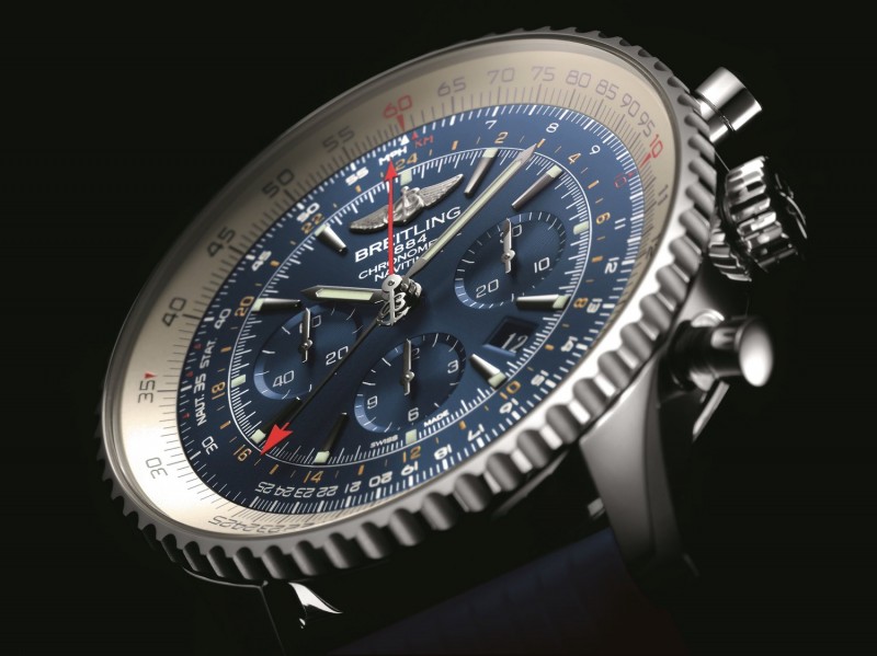 breitling-introduces-limited-edition-navitimer-gmt-in-aurora-blue3