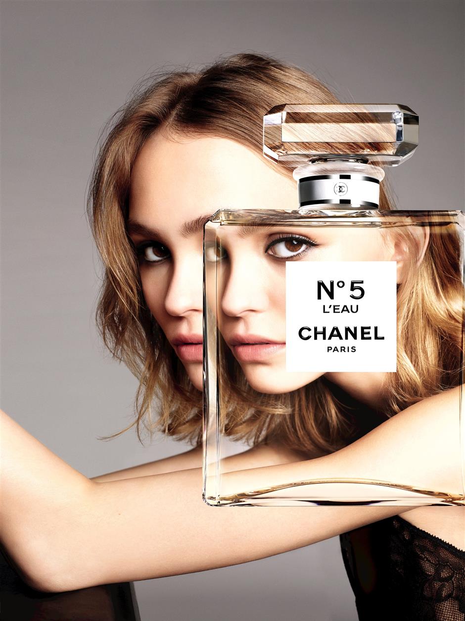 chanel-taps-lily-rose-depp-as-face-of-its-n5-update2