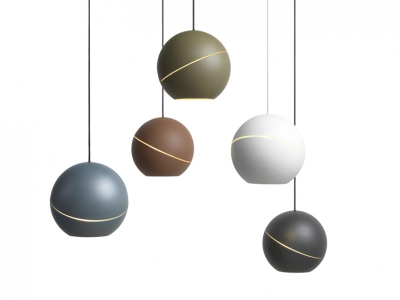 frederik-roijes-sliced-sphere-pendant-lamps-will-make-your-guests-do-a-double-take5