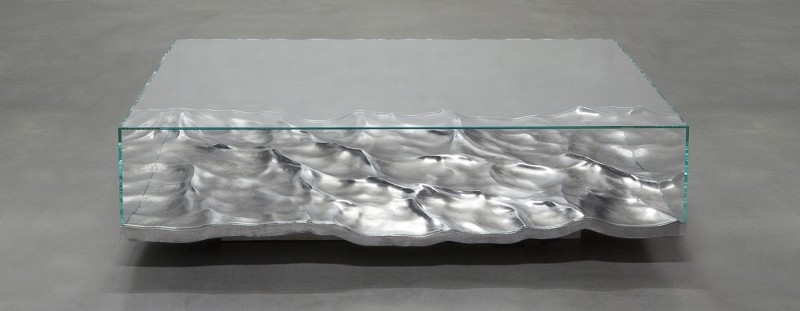 mathieu-lehanneurs-liquid-marble-and-aluminum-tables-are-perfect-centerpieces-for-the-modern-home1