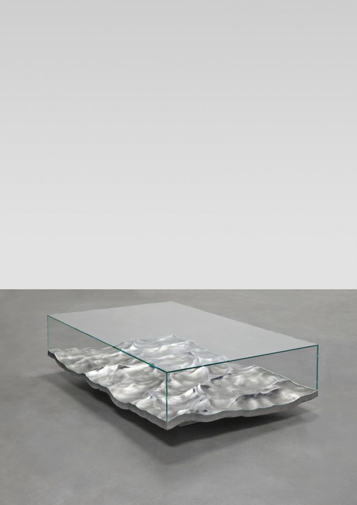 mathieu-lehanneurs-liquid-marble-and-aluminum-tables-are-perfect-centerpieces-for-the-modern-home3