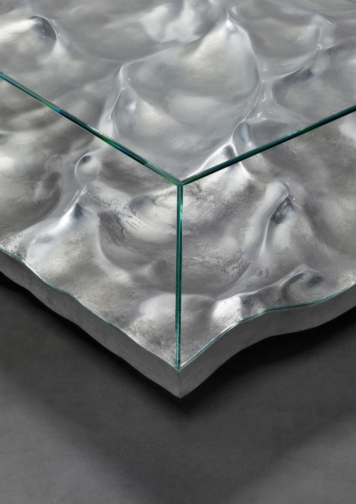 mathieu-lehanneurs-liquid-marble-and-aluminum-tables-are-perfect-centerpieces-for-the-modern-home4