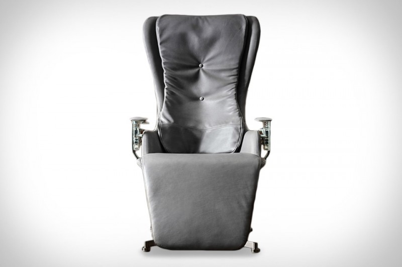 meet-elysium-the-26k-chair-that-neutralizes-gravity1