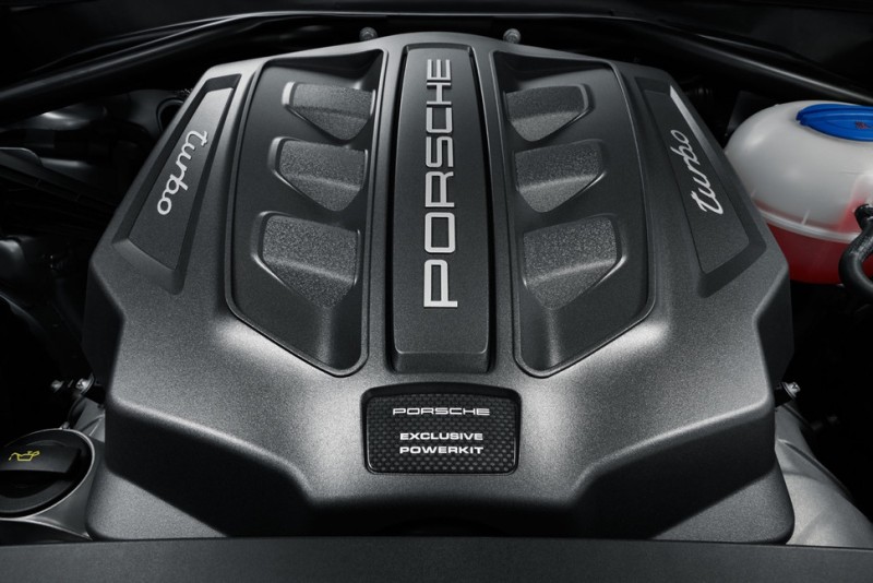 new-performance-pack-gives-porsches-macan-turbo-a-power-upgrade4
