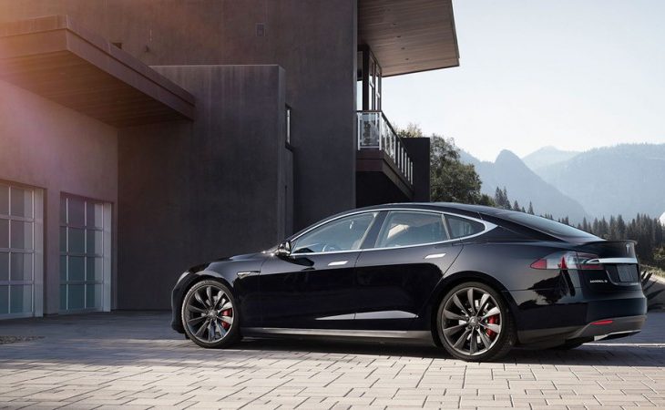Tesla Makes Insurance Easy With New InsureMyTesla Program