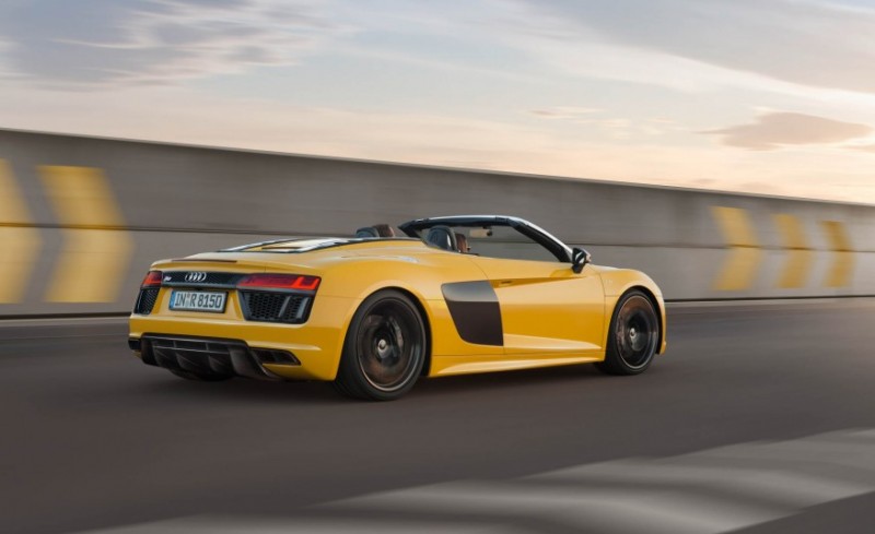 audi-gives-its-most-powerful-car-a-convertible-top-with-r8-spyder10