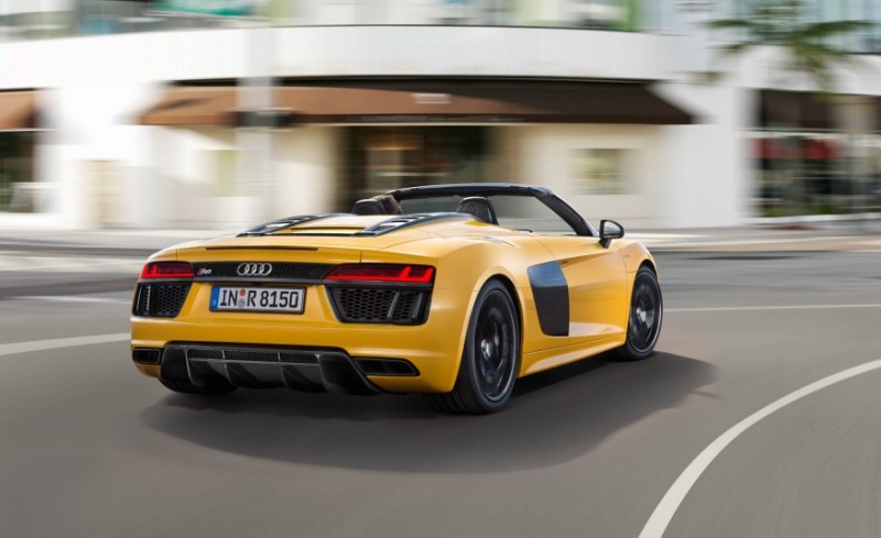 audi-gives-its-most-powerful-car-a-convertible-top-with-r8-spyder14