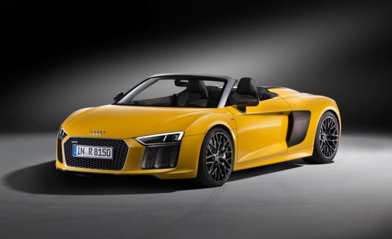 audi-gives-its-most-powerful-car-a-convertible-top-with-r8-spyder22