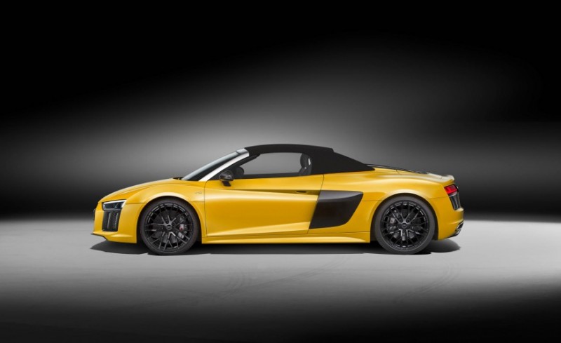 audi-gives-its-most-powerful-car-a-convertible-top-with-r8-spyder24