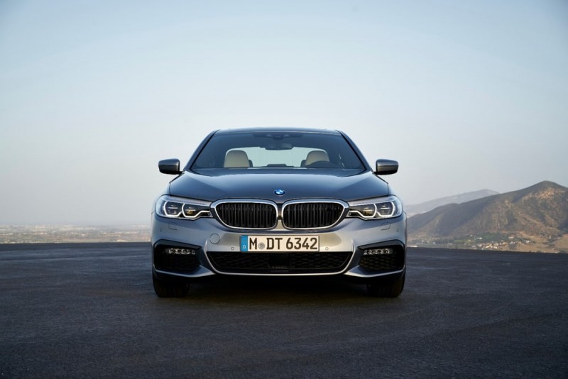bmw-introduces-the-seventh-generation-of-its-5-series13