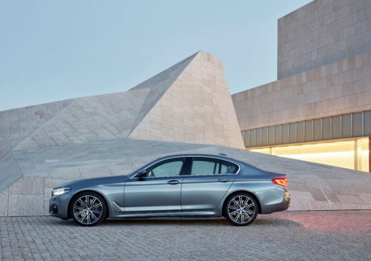 BMW Introduces Seventh-Generation 5 Series