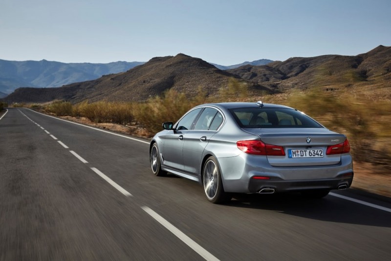 bmw-introduces-the-seventh-generation-of-its-5-series15