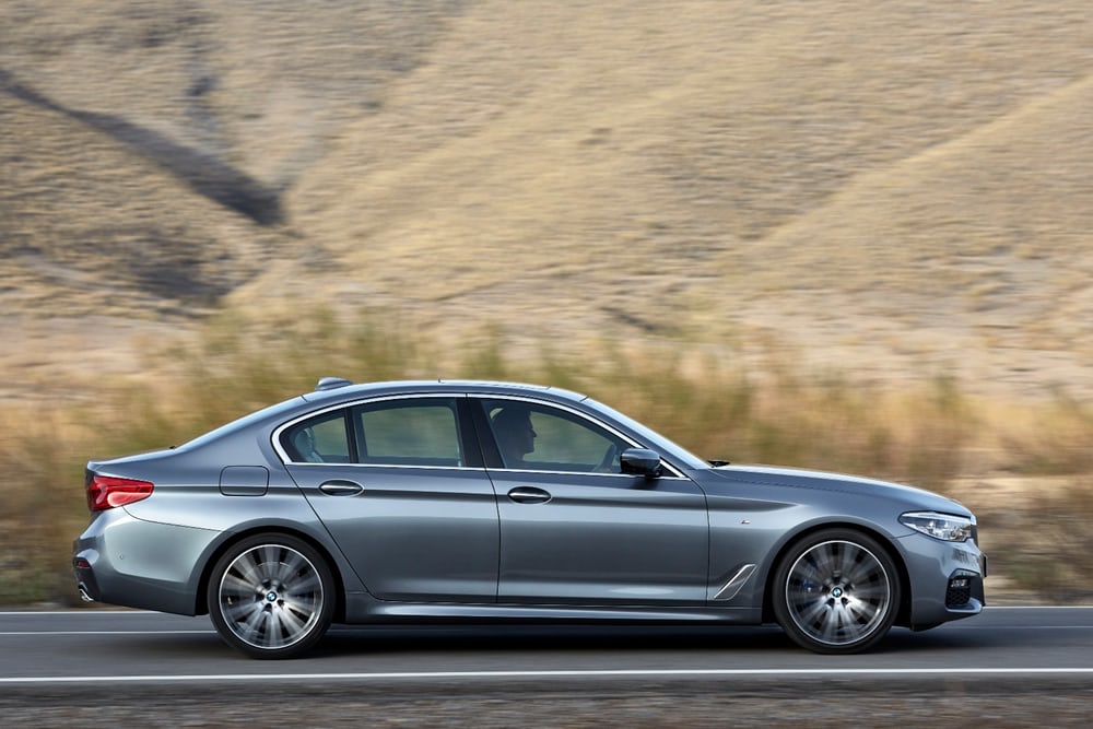 bmw-introduces-the-seventh-generation-of-its-5-series16