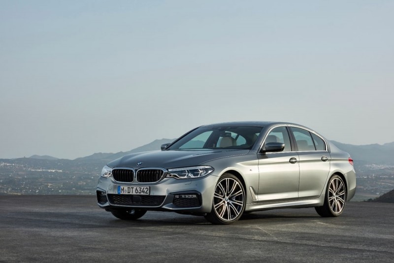 bmw-introduces-the-seventh-generation-of-its-5-series9