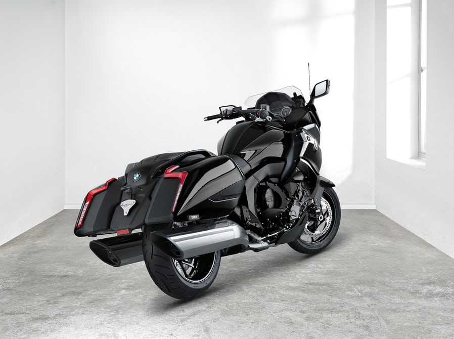bmw-unveils-k-1600-b-motorcycle11
