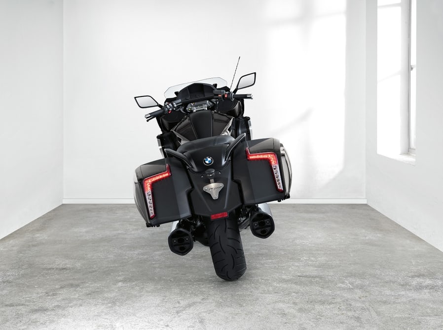 bmw-unveils-k-1600-b-motorcycle12
