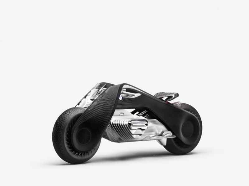 bmws-vision-of-the-motorcycling-future-is-a-techy-self-balancing-concept9