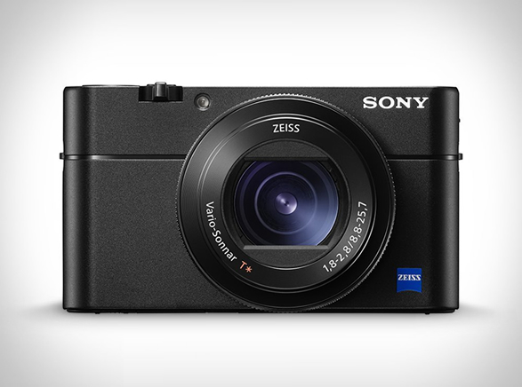 sonys-rx100-v-is-the-companys-most-advanced-point-and-shoot-ever2