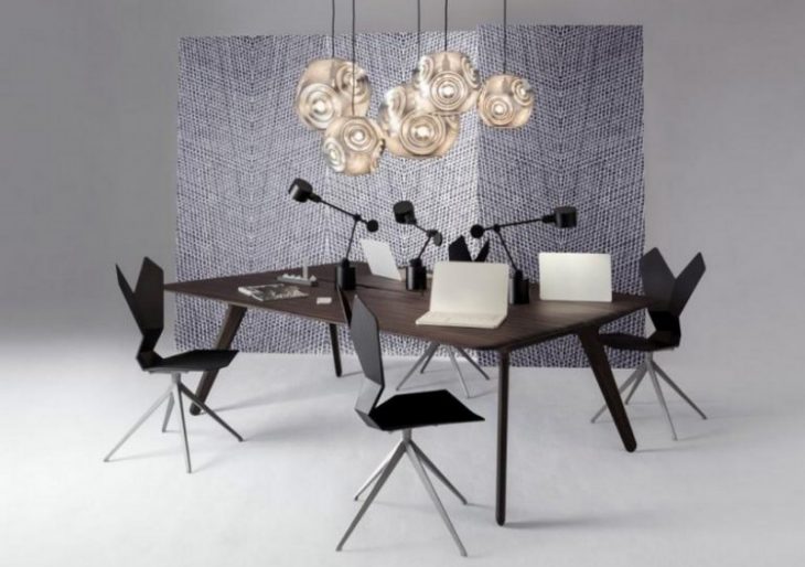 Tom Dixon’s Bespoke Furniture Deals in Smooth Forms and Courtly Comfort