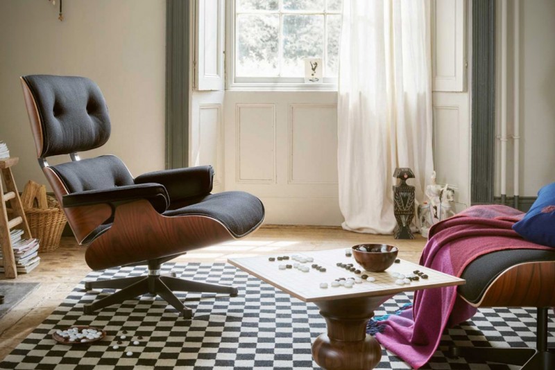 eames-lounge-chair-wears-twill-for-60th-anniversary5