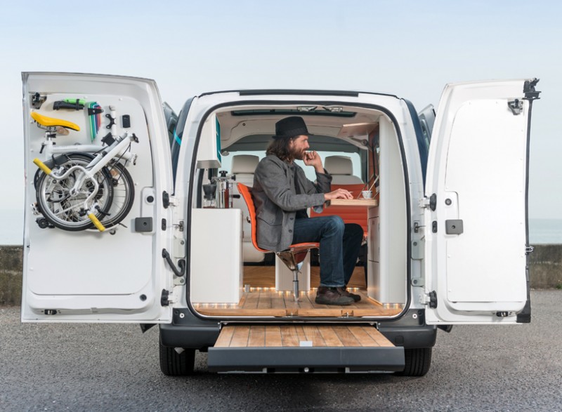 nissan-packs-a-hip-office-into-its-all-electric-van1