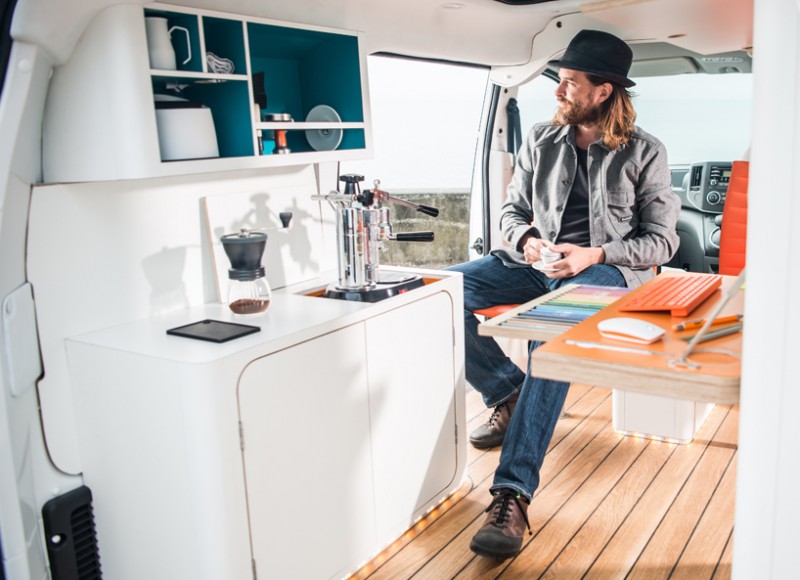 nissan-packs-a-hip-office-into-its-all-electric-van4