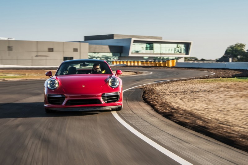 porsche-just-opened-a-new-experience-center-in-l-a16