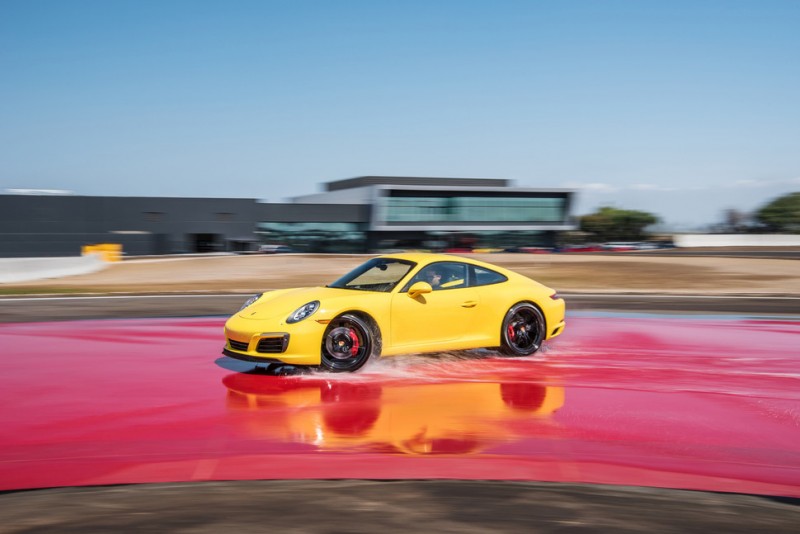 porsche-just-opened-a-new-experience-center-in-l-a31