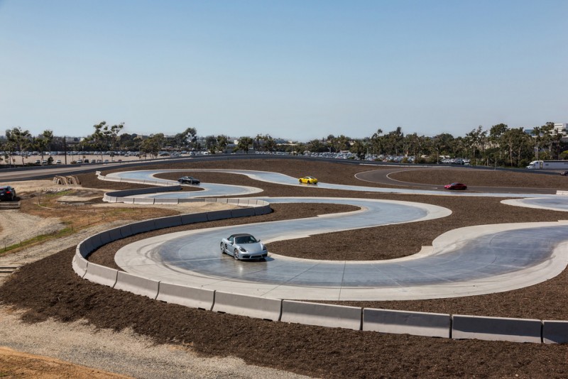 porsche-just-opened-a-new-experience-center-in-l-a37