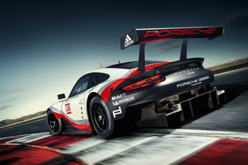 porsche-unveils-new-911-rsr-race-car5