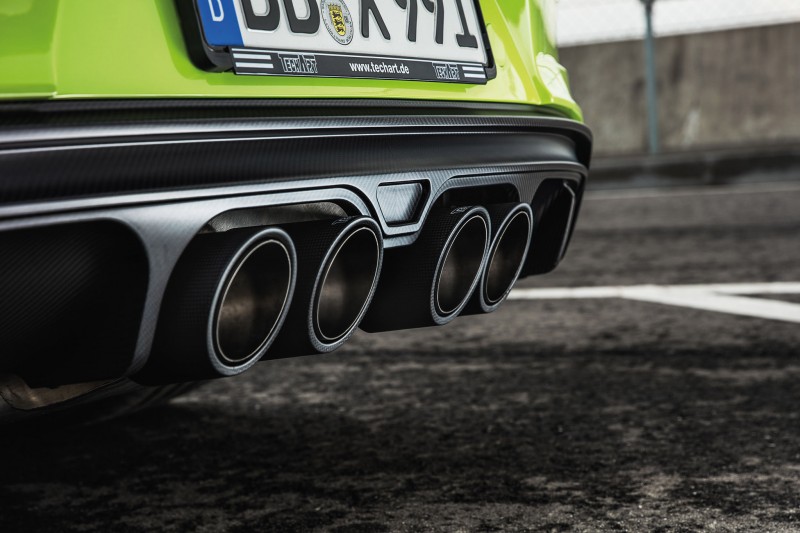 techarts-gtstreet-r-transforms-the-porsche-911-turbo-into-a-green-beast10