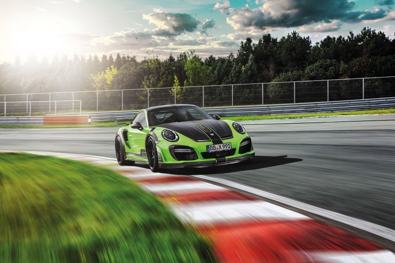 techarts-gtstreet-r-transforms-the-porsche-911-turbo-into-a-green-beast4