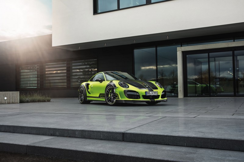 techarts-gtstreet-r-transforms-the-porsche-911-turbo-into-a-green-beast6