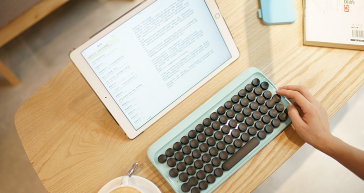Miss That Old Typewriter Clack? Introducing Lofree, the Modern Mechanical Keyboard