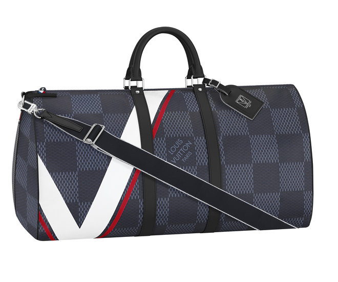 Louis Vuitton on X: Luxury sportswear and leather goods for the travelling  man: the #LouisVuitton America's Cup Collection. More at    / X
