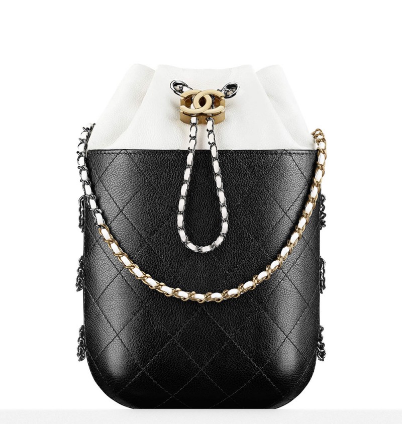 The $3,200 Chanel Gabrielle Is the Bag You Need for Spring | American ...