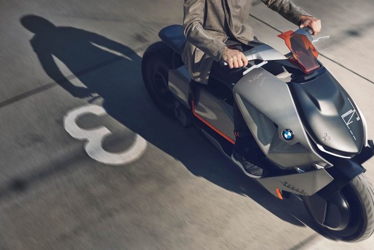 BMW Motorrad’s Concept Link Scooter Envisions a Digitally Connected Urban Future