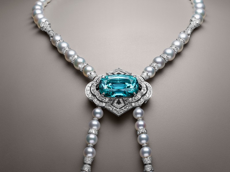 The new Conquétes Regalia collection by Louis Vuitton  Diy jewelry necklace  beads, Pearl and diamond necklace, Fabulous jewelry