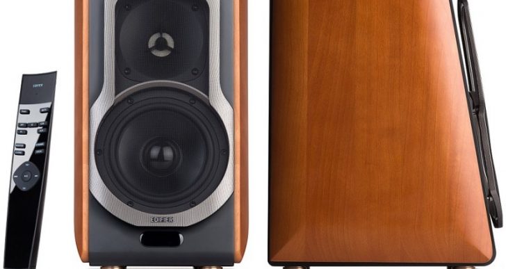 The $400 Edifier S2000 Pro Is a Striking Answer to the Classic Bookshelf Speaker