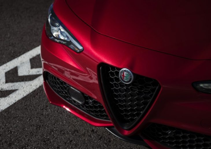 Alfa Romeo Launches Nero Edizione Package for Giulia and Stelvio