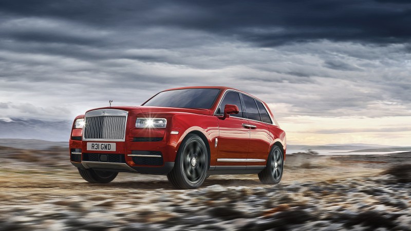 Rolls-Royce unveils SUV with $325K price tag