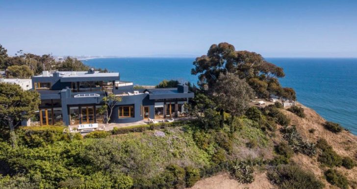 Tyra Banks Lists Private Oceanside Contemporary in Pacific Palisades for $9.3M