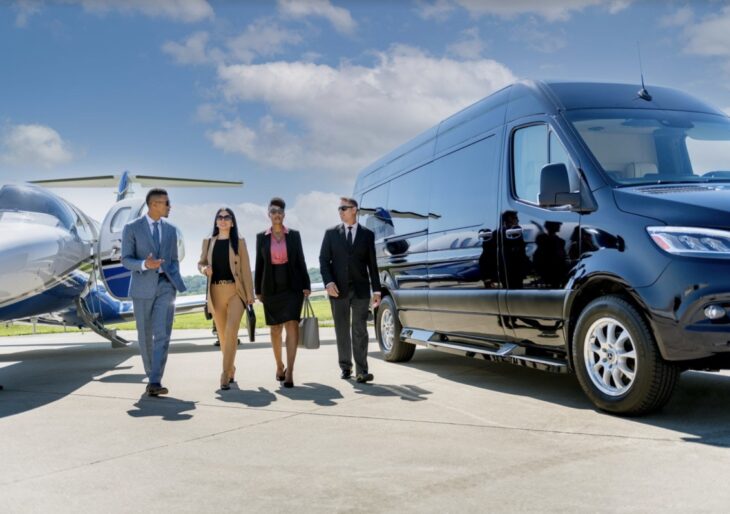 ‘Ultimate Limo’ Is a Luxuriant Limousine Van Worthy of Its Mercedes-Benz Lineage