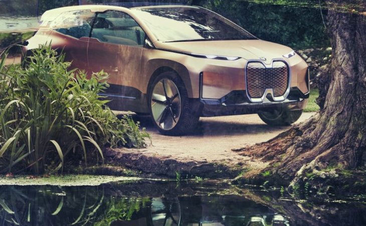 BMW Vision iNext Concept Previews Future of Electric SUVs