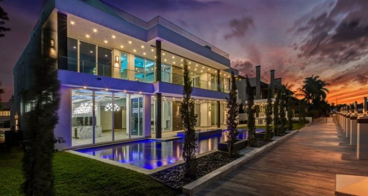 Indians’ Mike Napoli Picks Up Swanky Ultramodern in South Florida for $7M