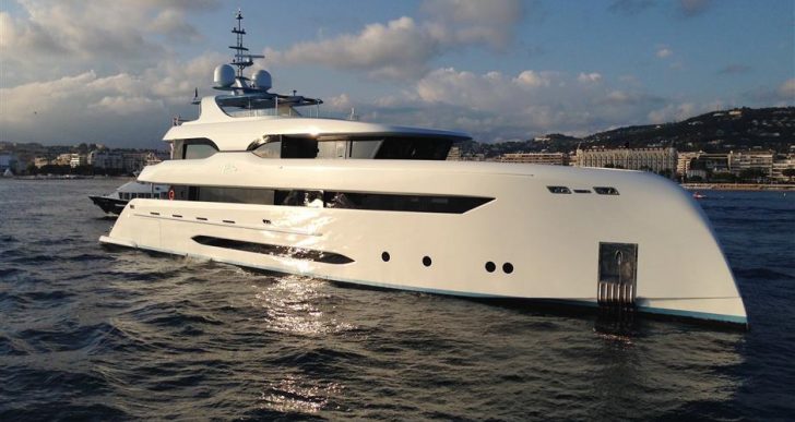 Elada Motoryacht Cuts a Sleek Figure Worthy of Its $15M Ask