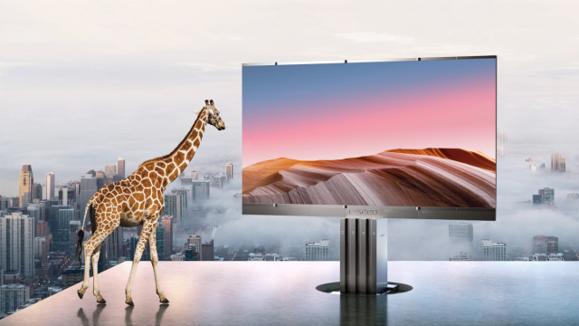 World’s Largest Outdoor TV Measures a Whopping 301″, and It Carries a $1.5M Price Tag